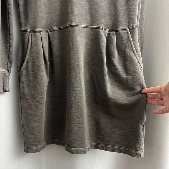 GAP MEDIUM Gray Sweater Dress Long Sleeve Lagenlook with Pockets Distressed Fade - Picture 6 of 11